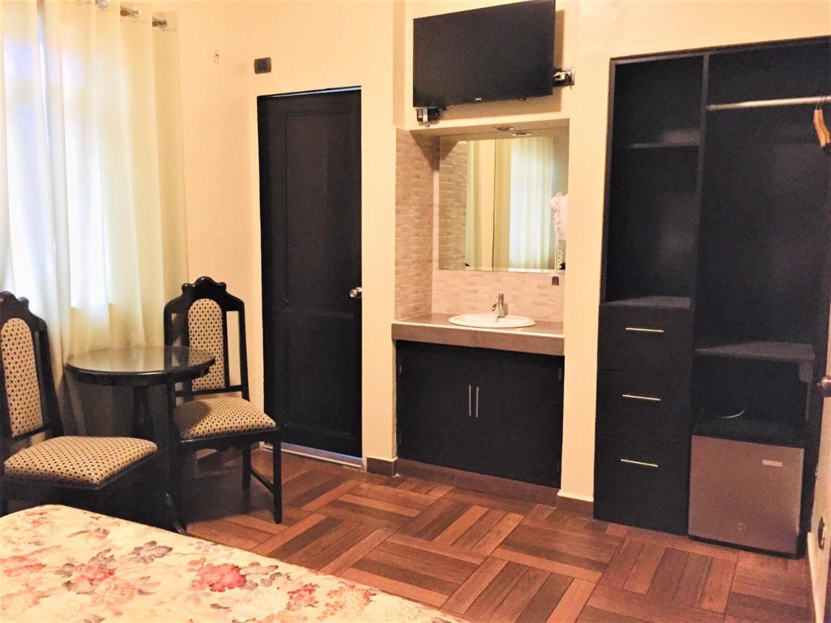 Hostal Carlos Tenaud Lima Exteriér fotografie